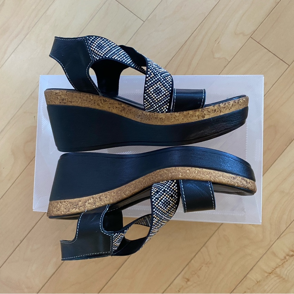 Black Leather Wedge Sandals with Geometric Straps - Picture 3 of 10